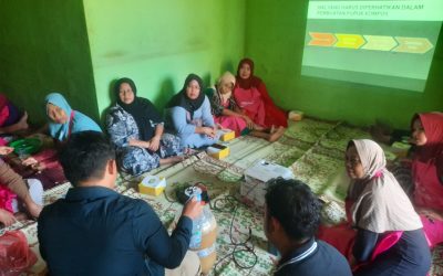 Dosen Agroekoteknologi Undip Melakukan Pelatihan Pembuatan POC dan Kompos dari Limbah Pengasapan Ikan